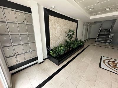 Eşyasız Kiralık 2+1 Daire Denizeyakın|havuzlu Site|iyi Lokasiyon