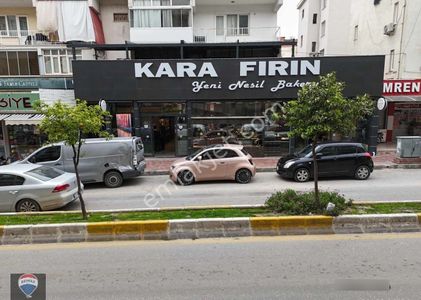 Kıralık Kuşadası Merkez Adnan Menderes Bulvarı 400 M2 Dükkan