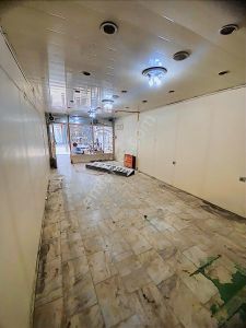 Soma 1. Noter Yanı Kiralık Batarlı Dükkan