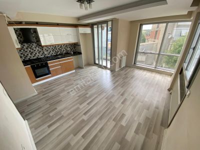 Buca Şirinyer Merkezde Laleli Mah.de 2+1 85m2 Dgazlı Asansörlü Arakat Kiralık Daire