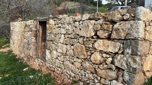 İzmir Bergama Köy Merkezinde Satılık Müstakil Ev Ve Arası