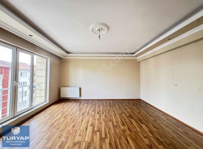 Turyap Metropol'den Paşaköşkü'nde Kiralık 4+1 Geniş Daire