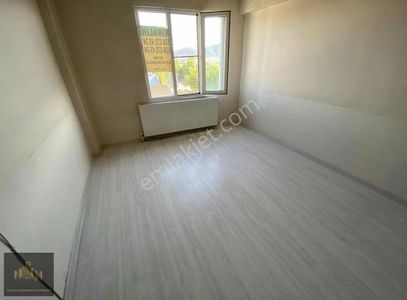 Manisa Akhisar Efemden 3+1 Gölmarmara Yolu Üzeri Kiralık Daire