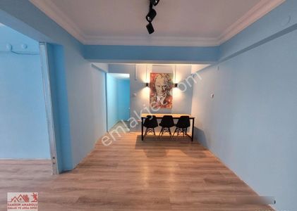 15.000 Tl Kiracılı İki Katlı Satılık Dükkan