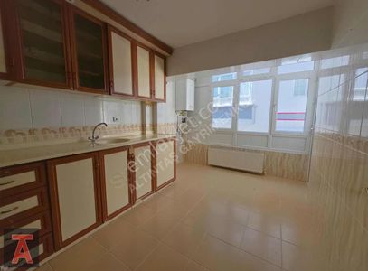 Süvari Mah'de Ara Kat Konumunda Yatırıma Oturuma Uygun 3+1