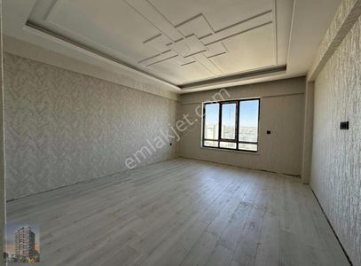 Beykent'te Satılık 2.5+1 Türk Hamamlı Daire