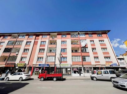 Kabze Emlaktan Kazancılar Caddesinde Kiralık Daire..!!