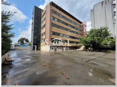 Kadıköy Hasanpaşa Da 7 Katlı 4200 M2 Komple Satılık Ticari Bina