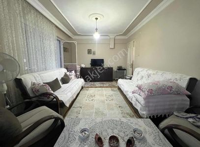 Akçay Köşemden Kombili Mükemmel Konum 2+1 Satılık Daire