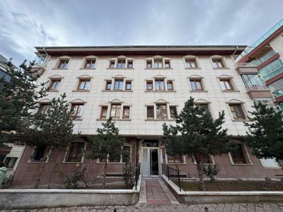 Çambaşı Cad. 1 Bina Asansörlü Bina Orta 3+1 Bağımsız Güney Ceph