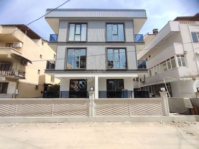 Kardeşten İkizçay'da Denize 50 Mt. Doğalgazlı Ara Kat Ön Cephe Sıfır 2+1 Lüks Daire