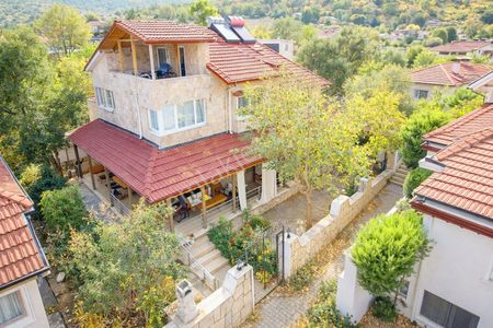 Kuşadası Davutlar Bahçeli