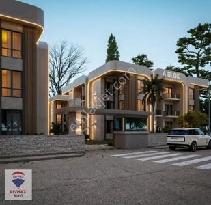 Remax Mavi, Yazlık,2+1 ,güvenlikli Sitede,arakat Satılık Daire