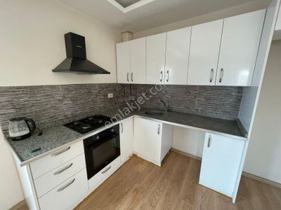 Mavi Bulvar Groseri Market Civarı 3+1 Kombili Daire