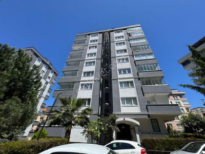 ​güzelce Sitesi C Blok'ta Gün Boyu Güneş Alan, Deniz Manzaralı Daire