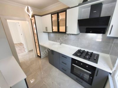 ▇akçay'ın Merkezinde Arakat Full Yapılı Geniş Balkonlu 2+1 Daire