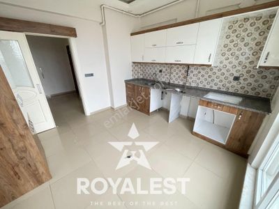 Royalest'ten Ara Kat Polis Karakolu Karşısında Taşınmaya Hazır