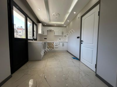 彡yüksel'den Hekimzade'de İçi Yenilenmiş Kapalı Mutfak 2+1s Satılık Daire彡