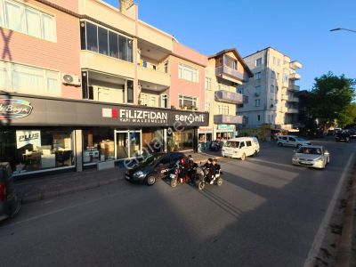 Sakarya/karasu Merkez'de Cadde Üstü Devasa 3+1 Satılık Daire!