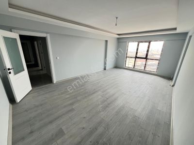 Altındağ - Ulubey Mah. Site İçerisinde Ankara Manzaralı, Giyinme Odalı 3+1 Kiralık Daire !!!