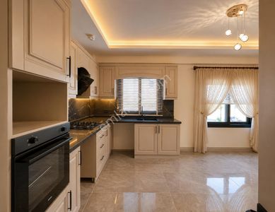 Mezitli'de Sıfır Lüks 2+1 Daire, Bağımsız Mutfak, Havuzlu Site