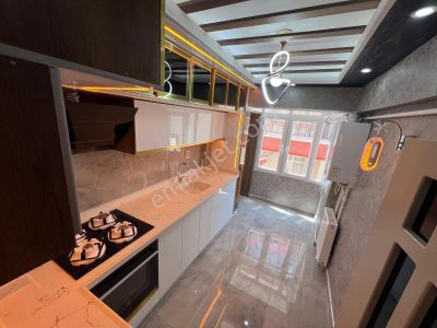 Sincan Malazgirt Mh 1.arakat Salon Bagımsız Yapılı Satılık Daire