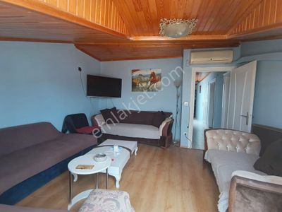 Çekmeköy Hamidiye Mh Eşyalı Kiralık 2+1 100m² Teras Kat Daire