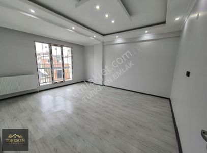 Türkmen Emlak'tan Asansörlü 4+2 Bağımsız Girişli Dubleks Daire