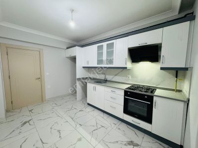 Merpa Emlak'tan İstasyon Mah'de Butik Site İçerisinde Kiralık Sıfır 2+1