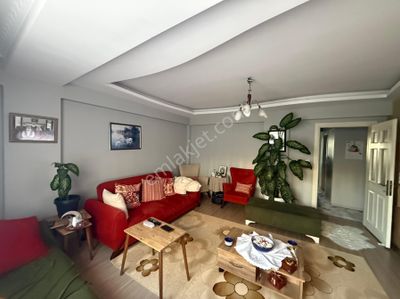 🏡 Buca’nın Kalbinde Geniş 3+1 | 120 M² | Kapalı Mutfak
