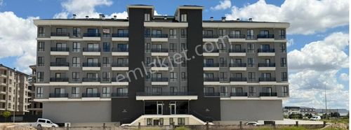 Tacin Mahallesinde Hastane Yakınında Kiralık Lüx1+1 Stüdyo Daire