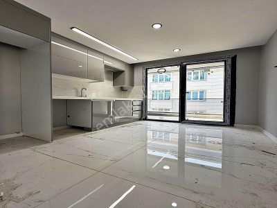Cadde34 Yapı'dan Yönetmeliğe Ve %80 Krediye Uygun Sıfır Metrobüsün Dibinde 3+1 Satılık Daire!!!
