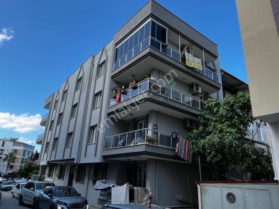 Kuşadası Davutlar Mahallesinde Satılık 2+1 Daire