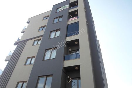 Mersin Mezitli Site D.gaz 2+1 Otopark