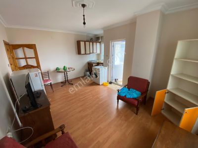 Yalı Gayrimenkulden Ana Cadde Üzerinde Bayan'a Kiralık 1+1 Eşyalı
