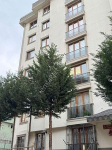 Mertcan'dan Şeyhli Mah. Caddeye 1dk İskanlı Ara Kat 2+1 Daire