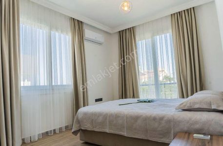Satılık Casıno Yakın 1 +1 30m2 Teraslı Daıre