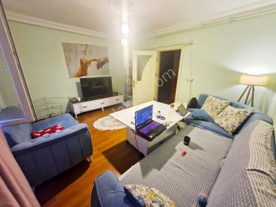 Fatih Emlaktan Mevlana Cami Yakını Kiralık 3+1 Eşyalı Dubleks