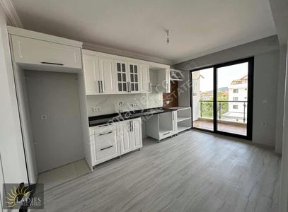 Muğla Dalaman Da Satılık 2+1 Kapalı Mutfak Daire