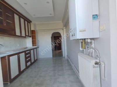 Yılmaz Gayrimenkulden Kacırılmayacak 3+1 Fırsat Dairesi