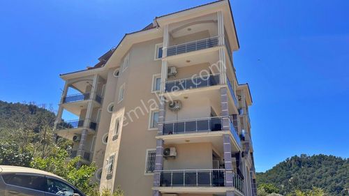 Ölüdeniz Yolunda Deniz Manzaralı Satılık 2+1 Daire