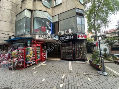 Trabzon Meydan Konak Pasajında Satılık Dükkan