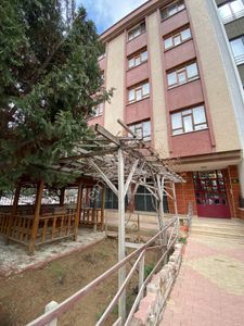 Tezcan Dan Hüsamettin Çelebi Mahallesinde Bakımlı Ara Kat Daire