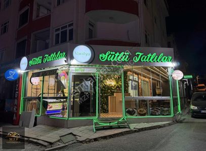 İstasyon Cd.'sine Cephe Tatlıcı Hazır Kurulu Tezgah Yüksek Ciro