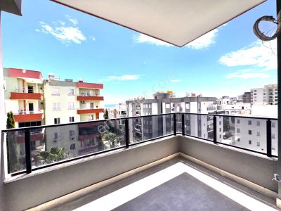 King 'den Aşağı Alatada Deniz Manzaralı Sıfır 3+1 Satılık Daire