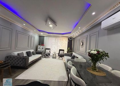 Bandırma Mavi Emlaktan Sunullah Mahallesinde 3+1 Arakat Satılık Daire