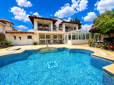 Stop'tan Foça 993m² Bahçe Kullanım Alanlı 4+1 Müstakil Villa