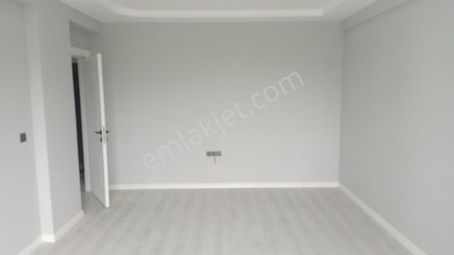 Damla Emlaktan Eğriköprü Mah.kiralık 3+1 Daire