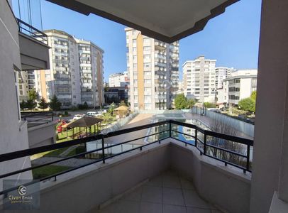 Civandan Derebahce Merkezde 3 Balkonlu Havuzlu Siteici