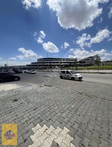 Günsev Oto Avm Karşısı Satılık 135 Metre Dükkan